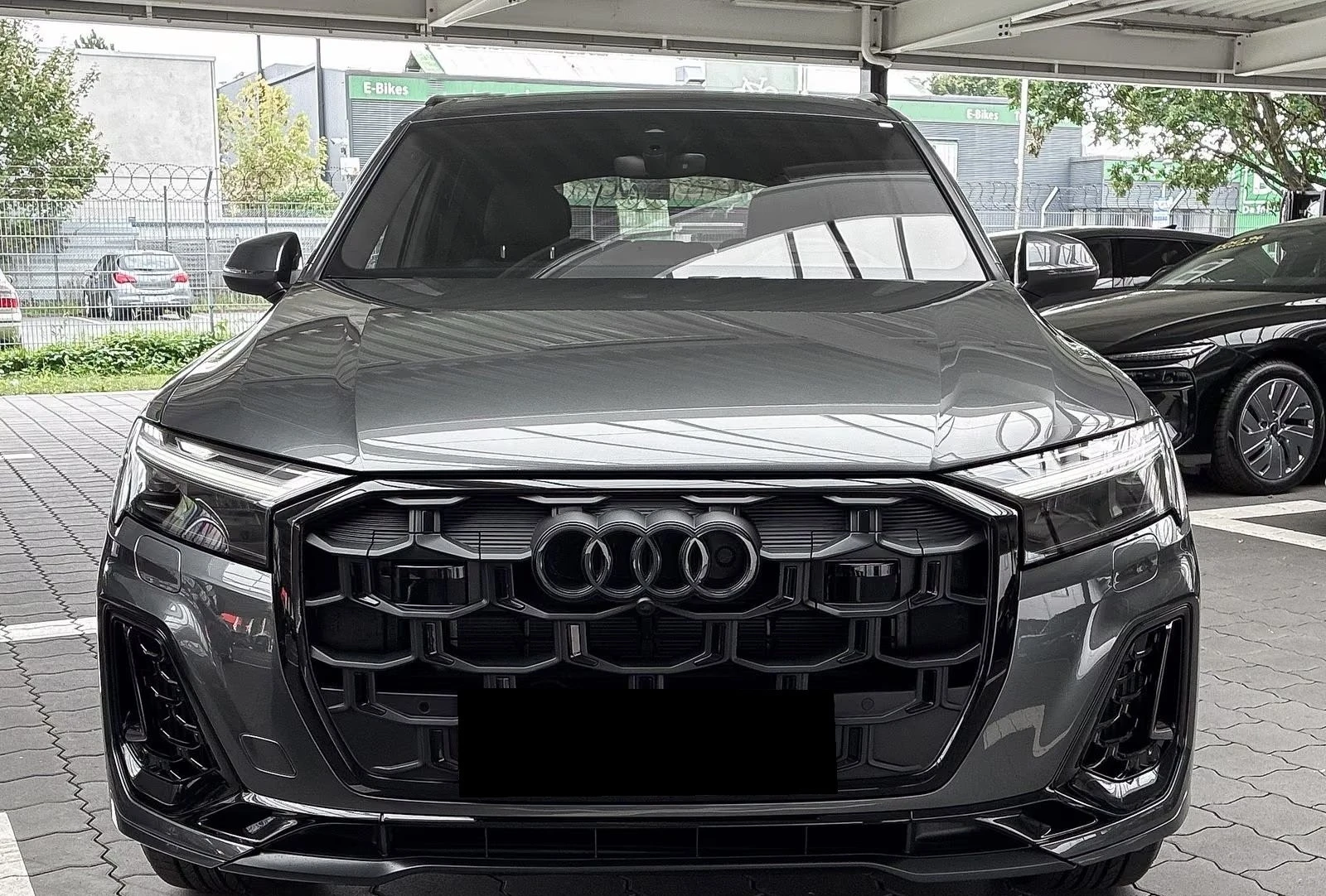 Audi Q7 55 TFSI / S-LINE / BLACK OPTIC+ / HUD / QUATTRO , снимка 2 - Автомобили и джипове - 56137766
