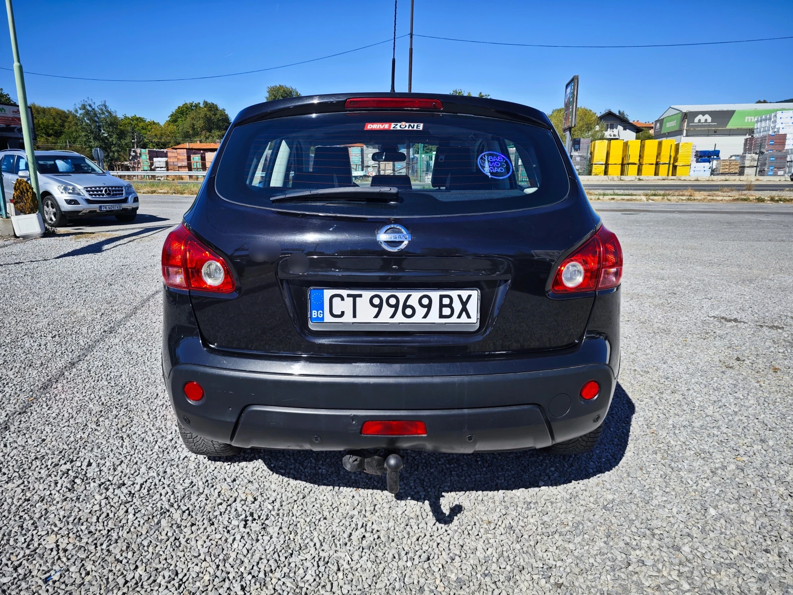 Nissan Qashqai 2.0 dCi 4x4 Automat, снимка 4 - Автомобили и джипове - 56331084