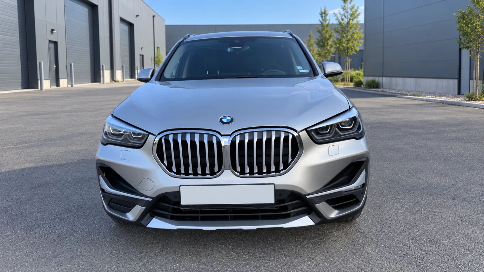 BMW X1 xDrive20i, 2.0 petrol, снимка 3 - Автомобили и джипове - 56588843