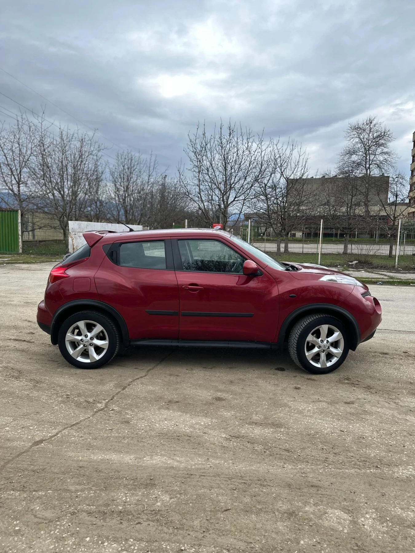 Nissan Juke, снимка 4 - Автомобили и джипове - 56727887