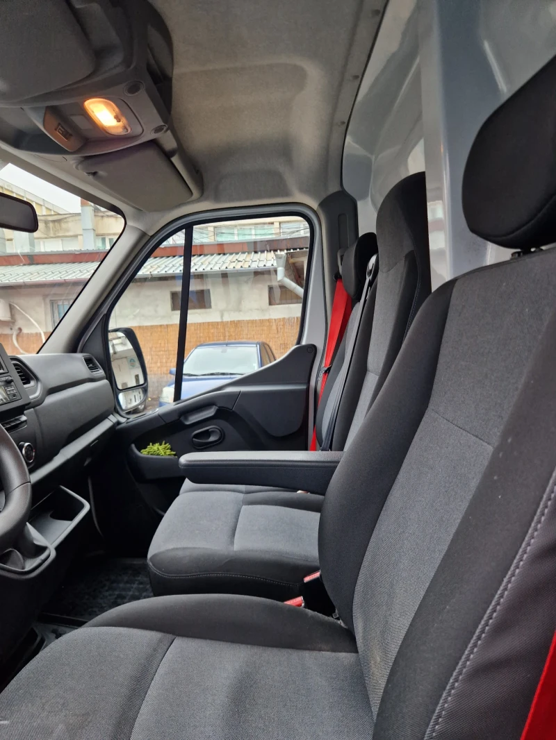 Renault Master, снимка 2 - Бусове и автобуси - 52800544