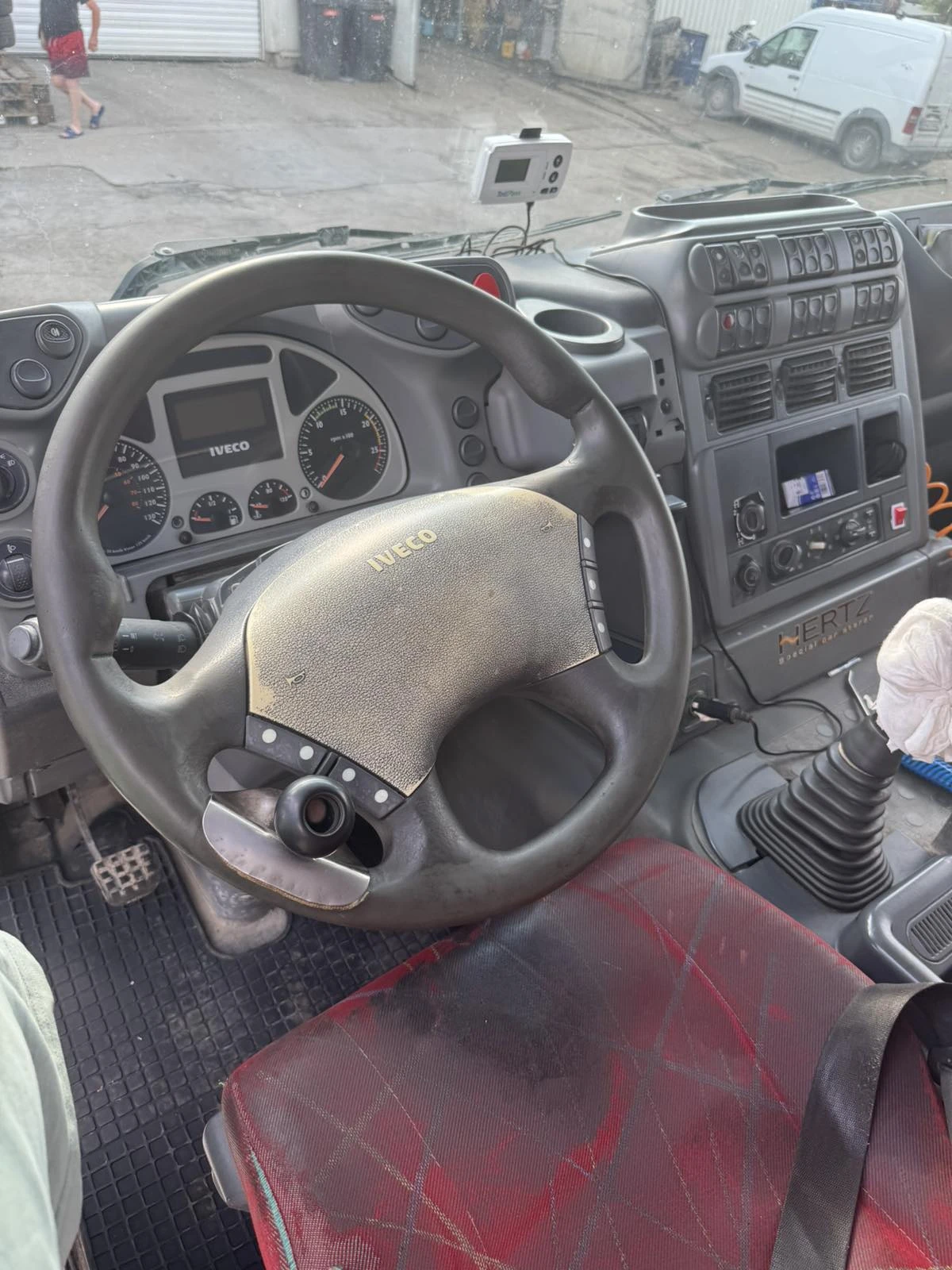 Iveco Trakker  - изображение 6