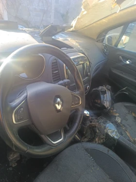 Renault Captur 1.3 с турбо, снимка 2