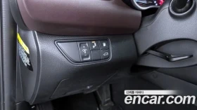 Genesis G70 2.0* BLIND SPOT* 360* HUD* ПОДГРЕВ ВОЛАН* КРАЙНА Ц, снимка 17