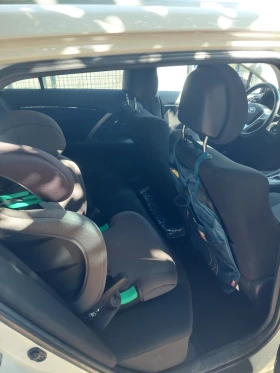 Toyota Avensis, снимка 13