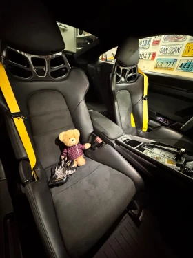 Porsche 911 4 GTS, снимка 6