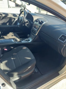 Toyota Avensis undefined | Auto.bg — изображение 12