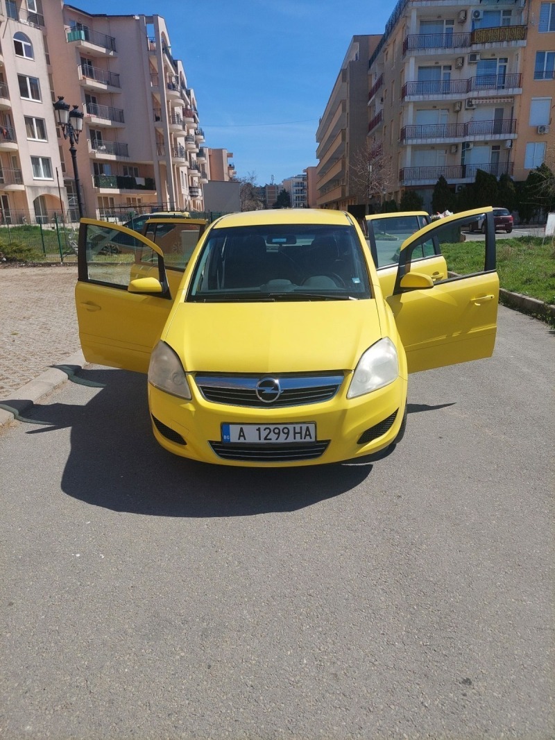 Opel Zafira, снимка 1 - Автомобили и джипове - 46462170