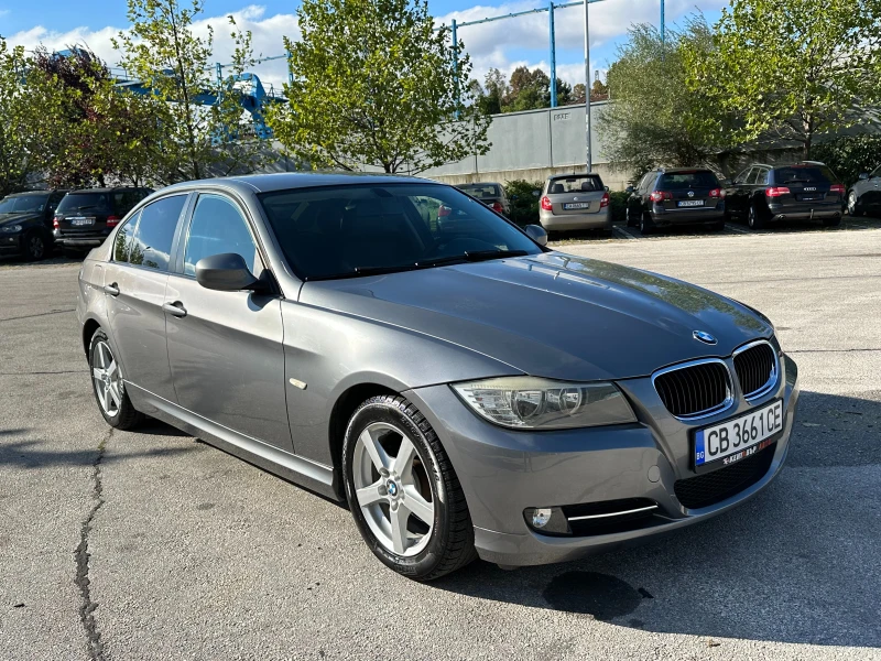 BMW 318 D Facelift Седан , снимка 6 - Автомобили и джипове - 47405914