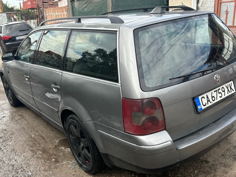 VW Passat, снимка 4 - Автомобили и джипове - 47544054