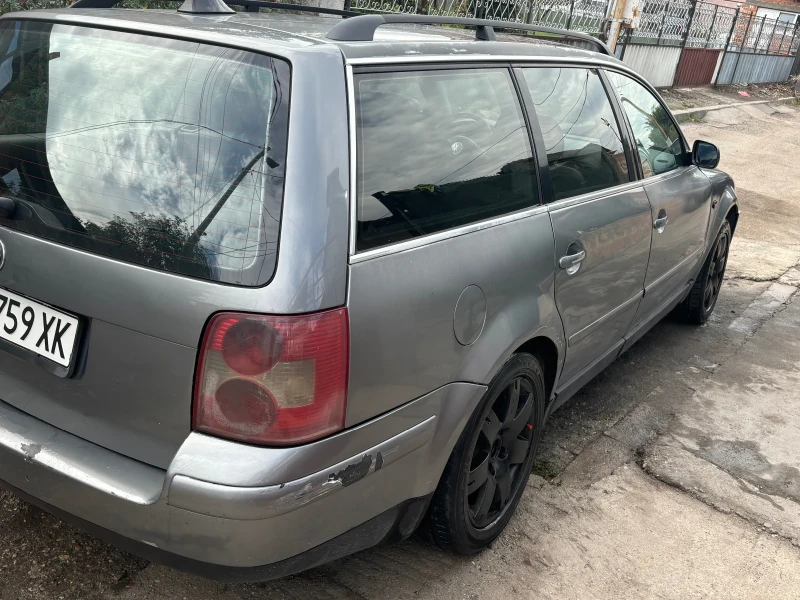 VW Passat, снимка 5 - Автомобили и джипове - 47544054