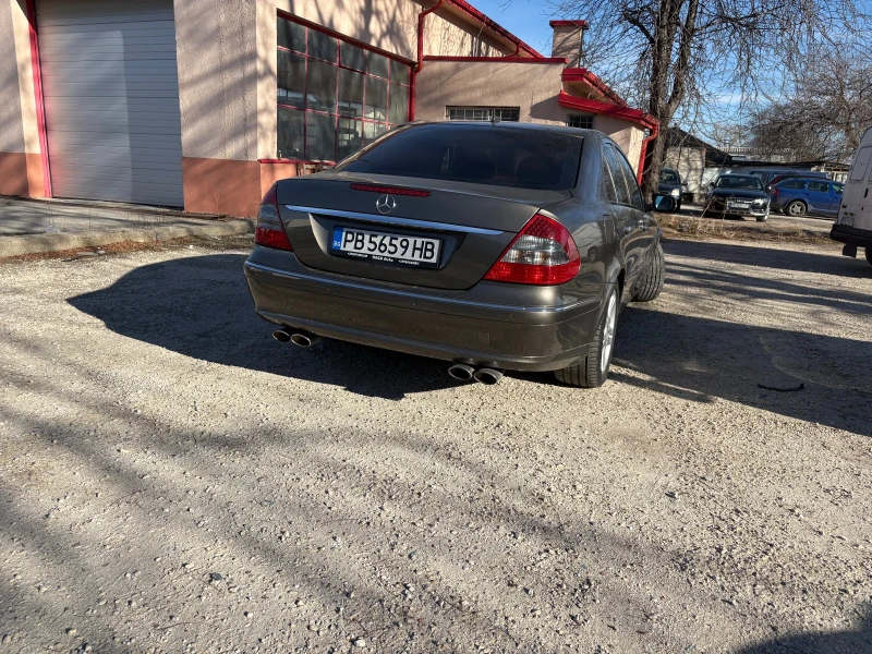 Mercedes-Benz E 320 Cdi, снимка 4 - Автомобили и джипове - 49108161