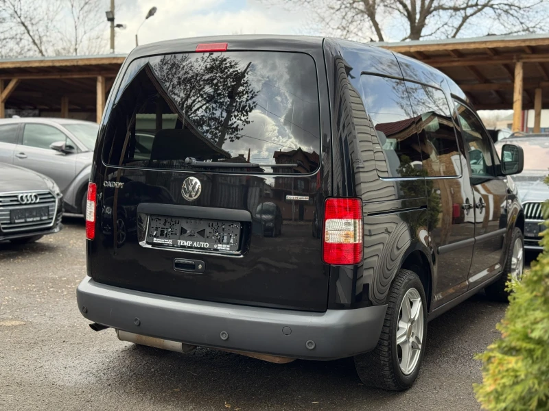 VW Caddy 2.0i(фабричен метан) 6+ 1 ПЪЛНА СЕРВИЗНА ИСТОРИЯ, снимка 4 - Автомобили и джипове - 49529347