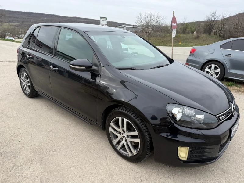 VW Golf 2.0, снимка 4 - Автомобили и джипове - 49547909