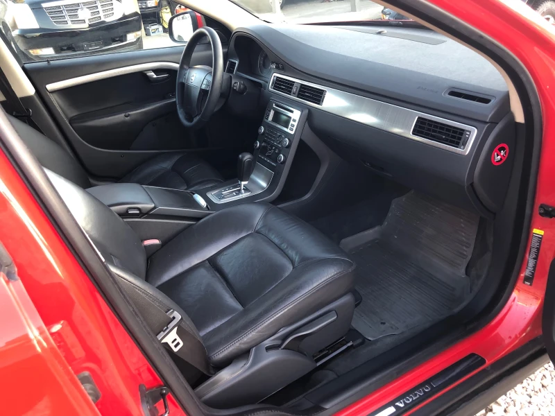 Volvo V70 2.5T ШВЕЙЦАРИЯ, снимка 11 - Автомобили и джипове - 51067539