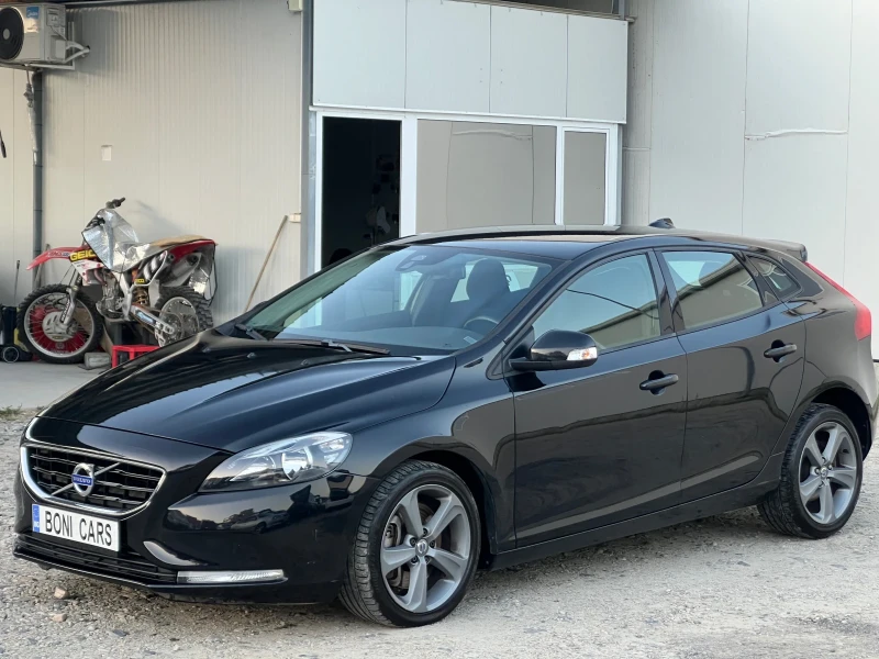 Volvo V40 D3-2.0d- 150к.с/ Старт-стоп/ Навигация/ Камера