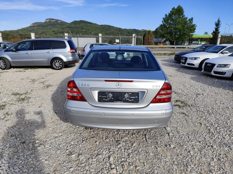 Mercedes-Benz C 200 2.2 дизел , снимка 6 - Автомобили и джипове - 51623121