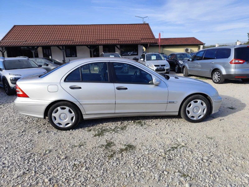 Mercedes-Benz C 200 2.2 дизел , снимка 4 - Автомобили и джипове - 51623121