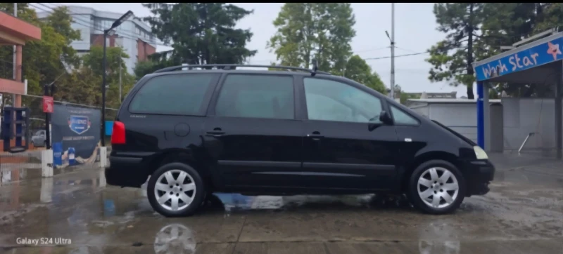 VW Sharan 1.9, снимка 3 - Автомобили и джипове - 53205948