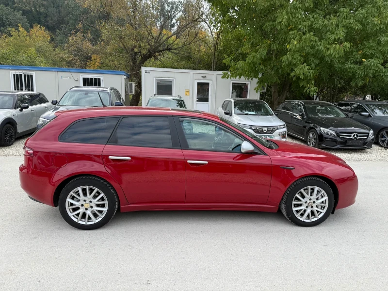 Alfa Romeo 159 sportwagon 2.4 M-Jet - 200к.с., снимка 6 - Автомобили и джипове - 52049098