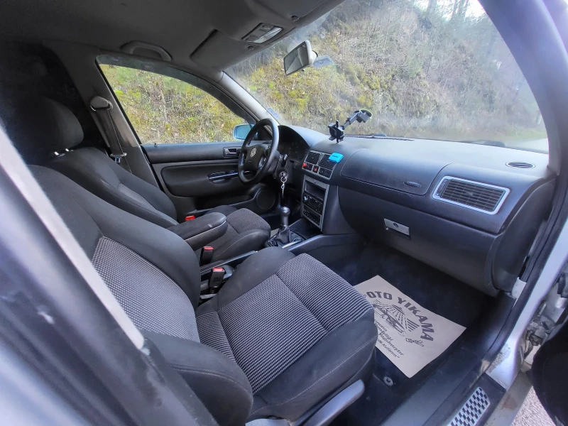 VW Golf 4 motion Highline, снимка 8 - Автомобили и джипове - 52252928