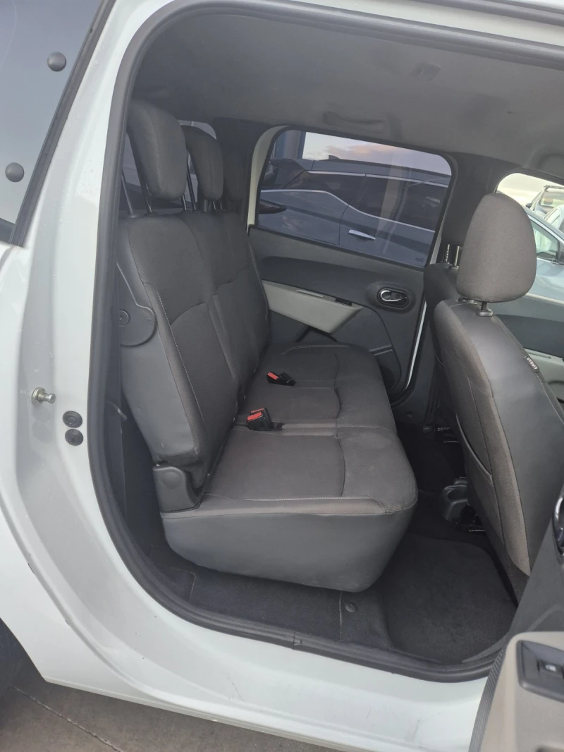 Dacia Lodgy, снимка 11 - Автомобили и джипове - 52632813