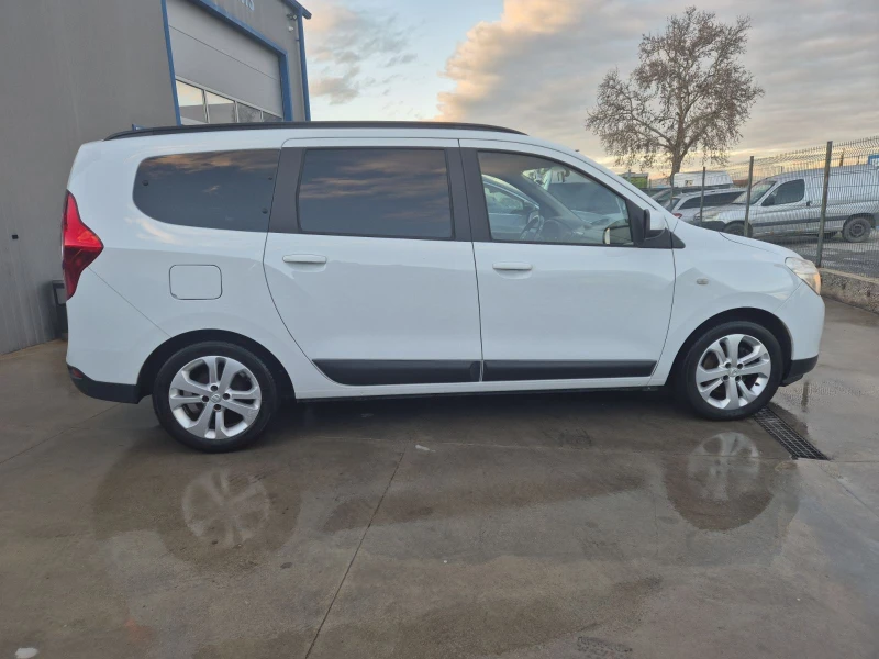 Dacia Lodgy, снимка 4 - Автомобили и джипове - 52632813