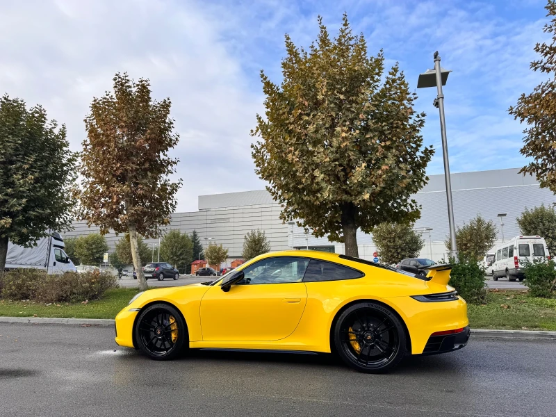 Porsche 911 4 GTS, снимка 3 - Автомобили и джипове - 52901225