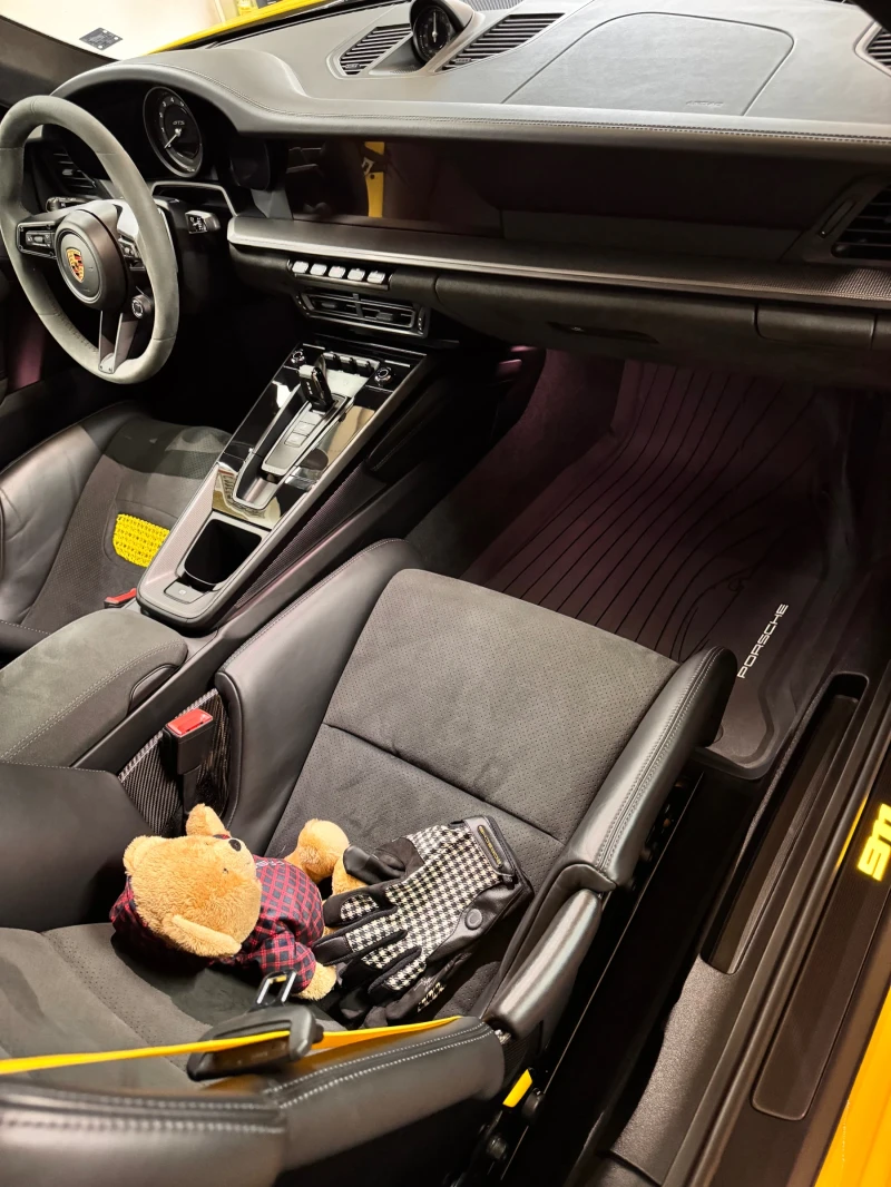 Porsche 911 4 GTS, снимка 5 - Автомобили и джипове - 52901225