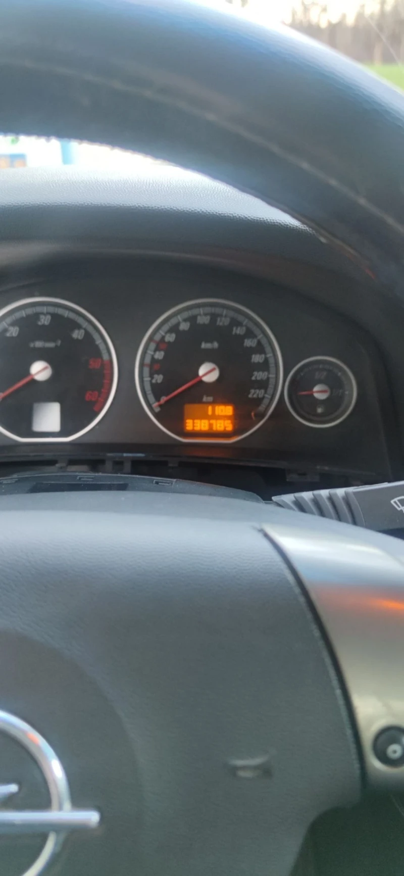 Opel Vectra 2.2 DTI 125k.c., снимка 10 - Автомобили и джипове - 53119983