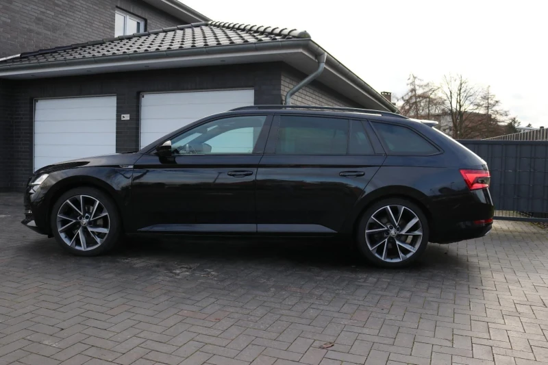 Skoda Superb 200kс, Sport line, VirtualCockpit, Crystal Lightin, снимка 2 - Автомобили и джипове - 53194070