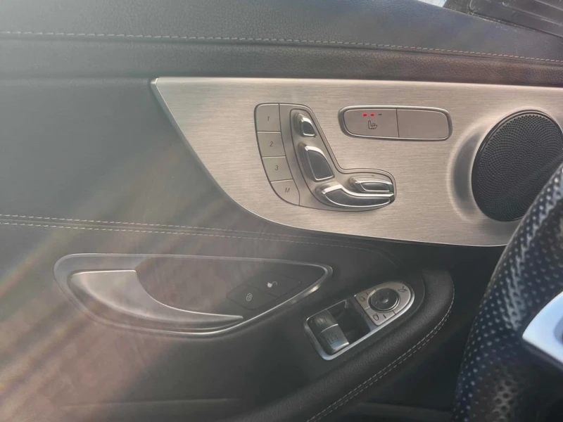 Mercedes-Benz C 300 * CARFAX * ЦЕНА ДО БГ, снимка 12 - Автомобили и джипове - 53205713