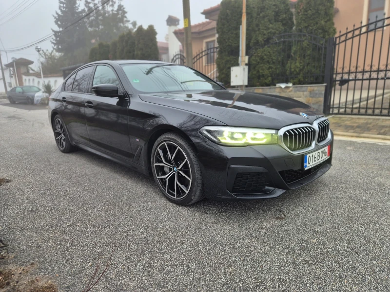 BMW 530 D/M Pack/Xdrive/12.21г/, снимка 2 - Автомобили и джипове - 53296023