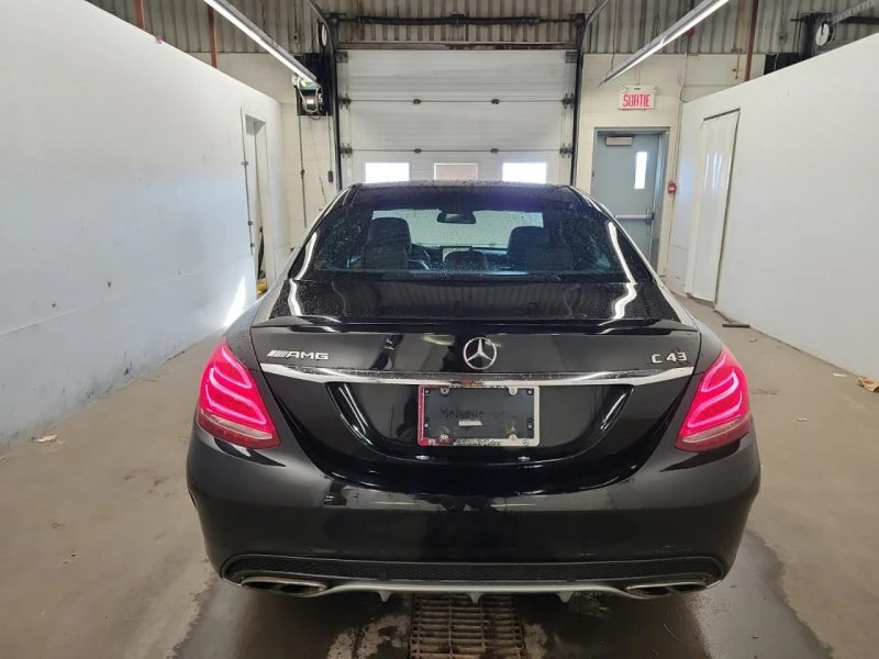 Mercedes-Benz C 43 AMG * АВТО КРЕДИТ* ЦЕНА ДО БГ * Сервизна история * , снимка 5 - Автомобили и джипове - 53476292