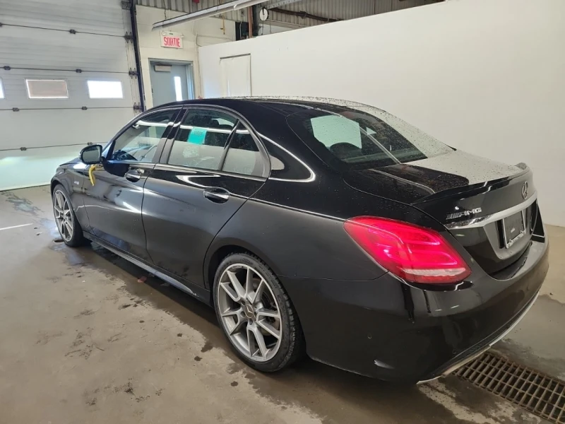 Mercedes-Benz C 43 AMG * АВТО КРЕДИТ* ЦЕНА ДО БГ * Сервизна история * , снимка 4 - Автомобили и джипове - 53476292