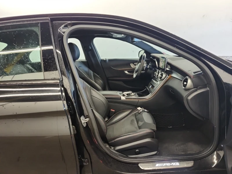 Mercedes-Benz C 43 AMG * АВТО КРЕДИТ* ЦЕНА ДО БГ * Сервизна история * , снимка 13 - Автомобили и джипове - 53476292