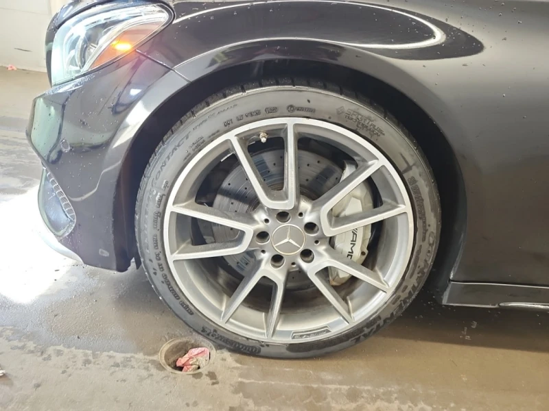 Mercedes-Benz C 43 AMG * АВТО КРЕДИТ* ЦЕНА ДО БГ * Сервизна история * , снимка 16 - Автомобили и джипове - 53476292