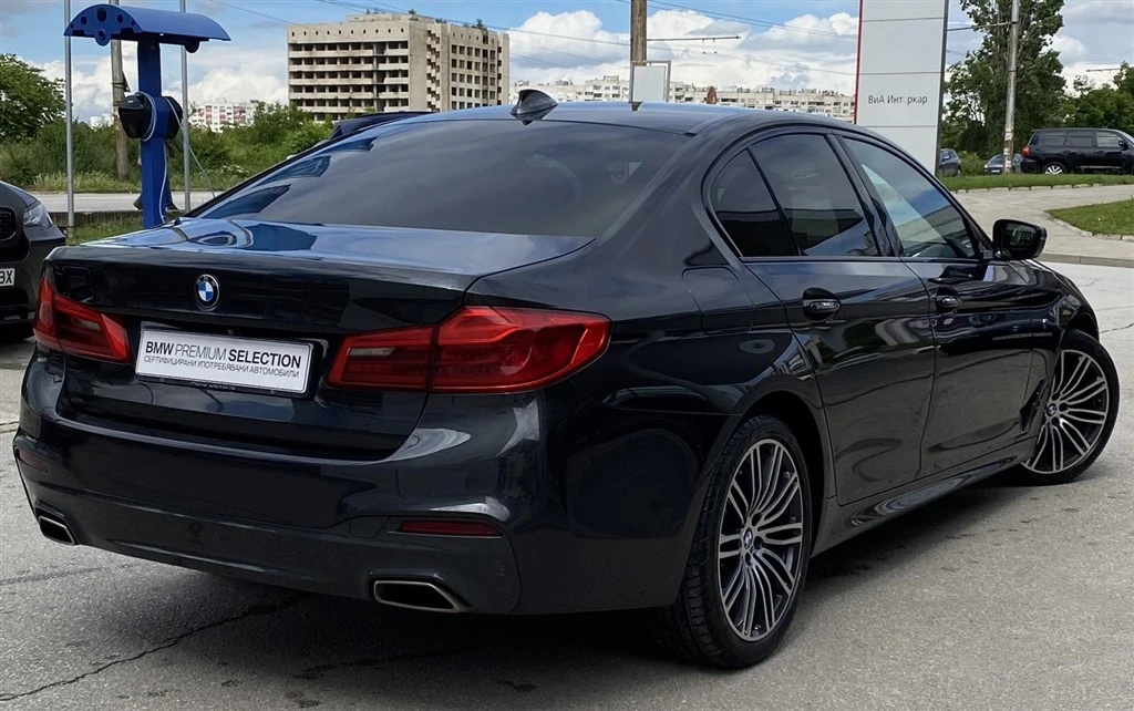 BMW 530 xDrive Sedan - изображение 2