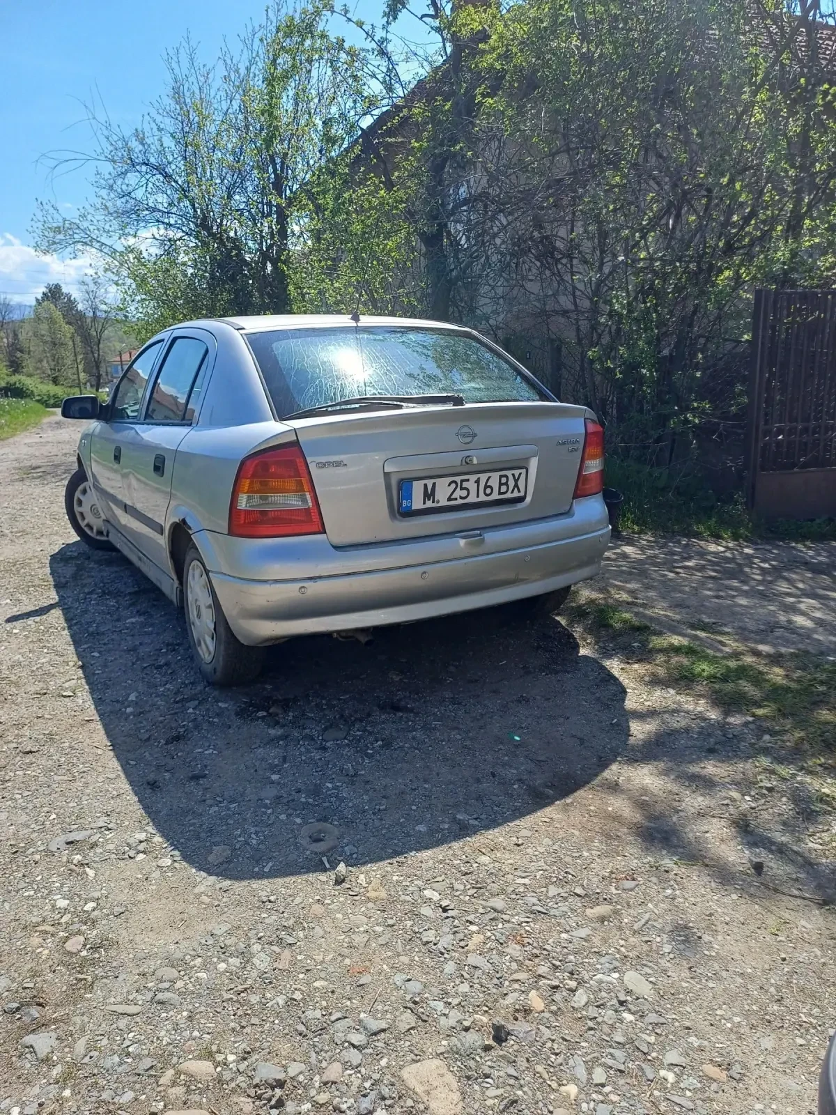 Opel Astra 1.2  - изображение 2