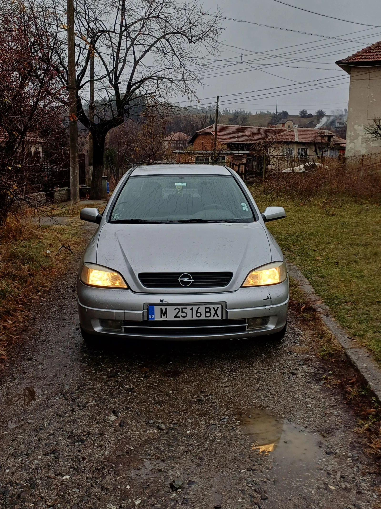 Opel Astra 1.2  - изображение 6