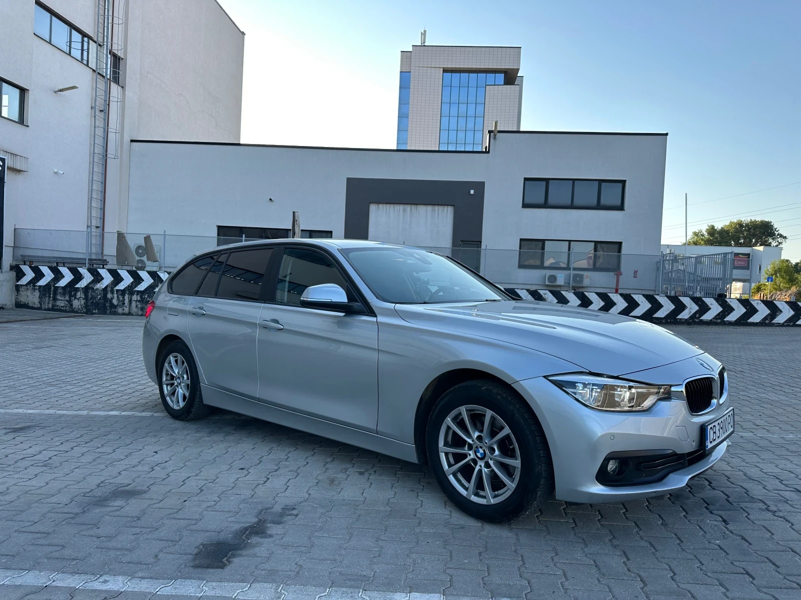 BMW 320  - изображение 3