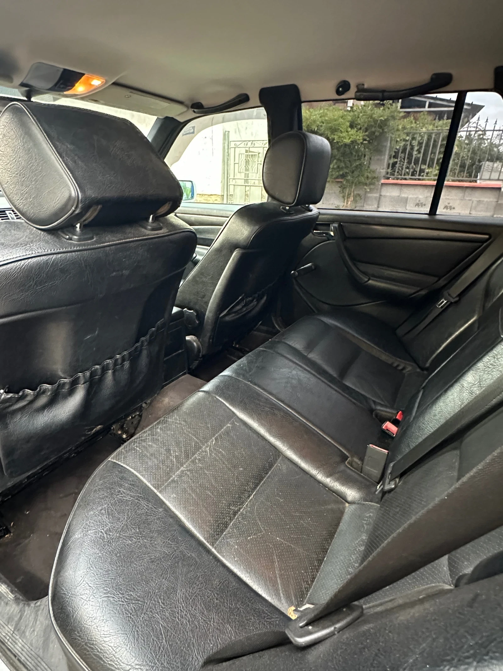 Mercedes-Benz C 180  - изображение 7