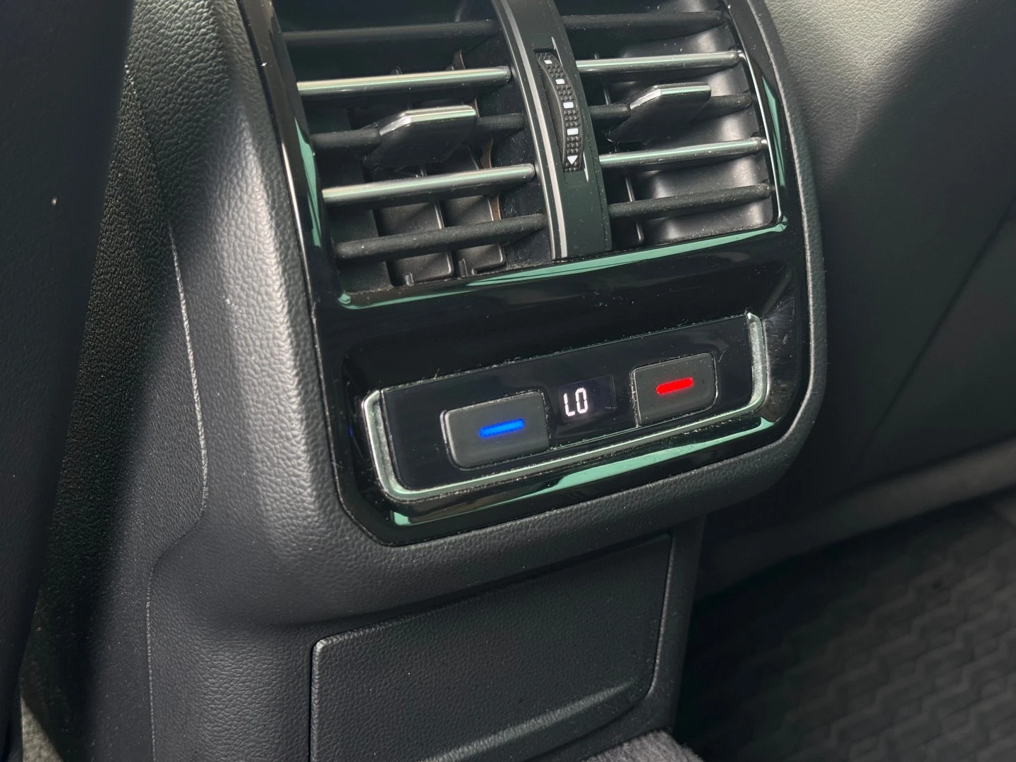 VW Passat HL 2.0TDI SCR BMT 4MOTION | Mobile.bg � ����������� 9