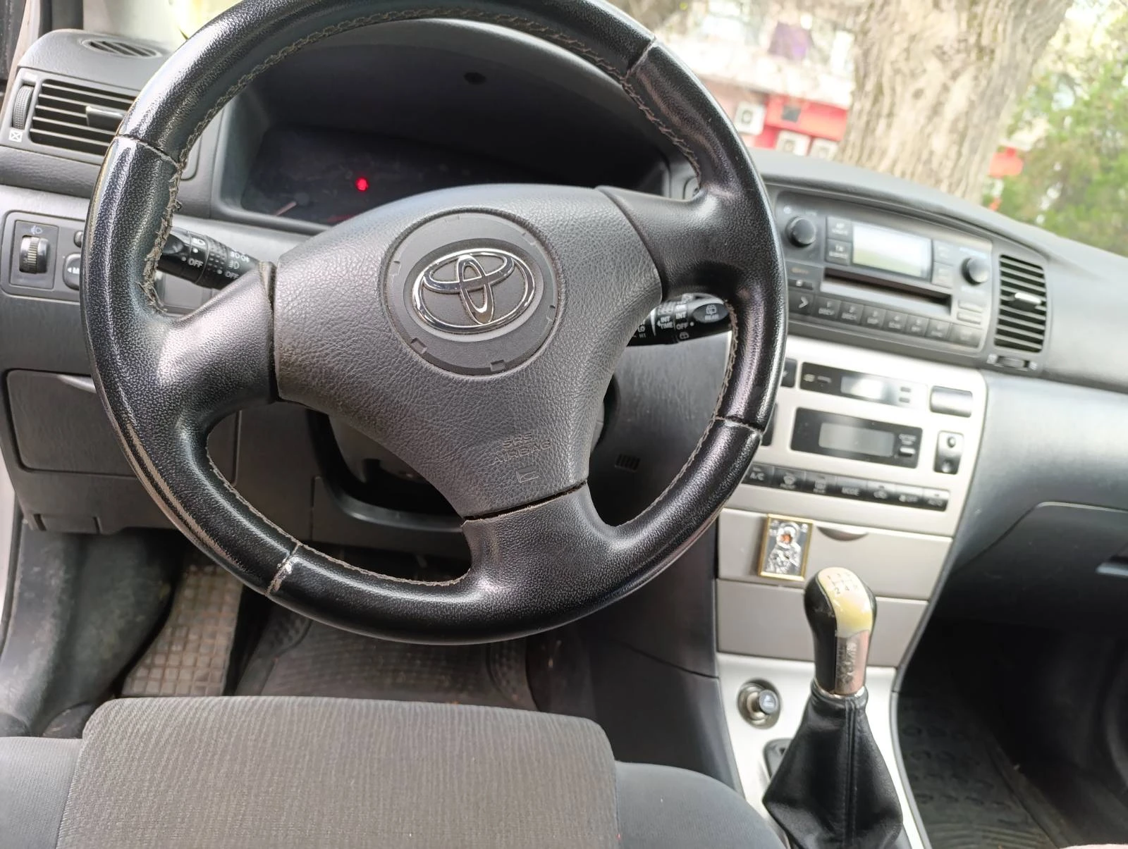 Toyota Corolla  - изображение 2