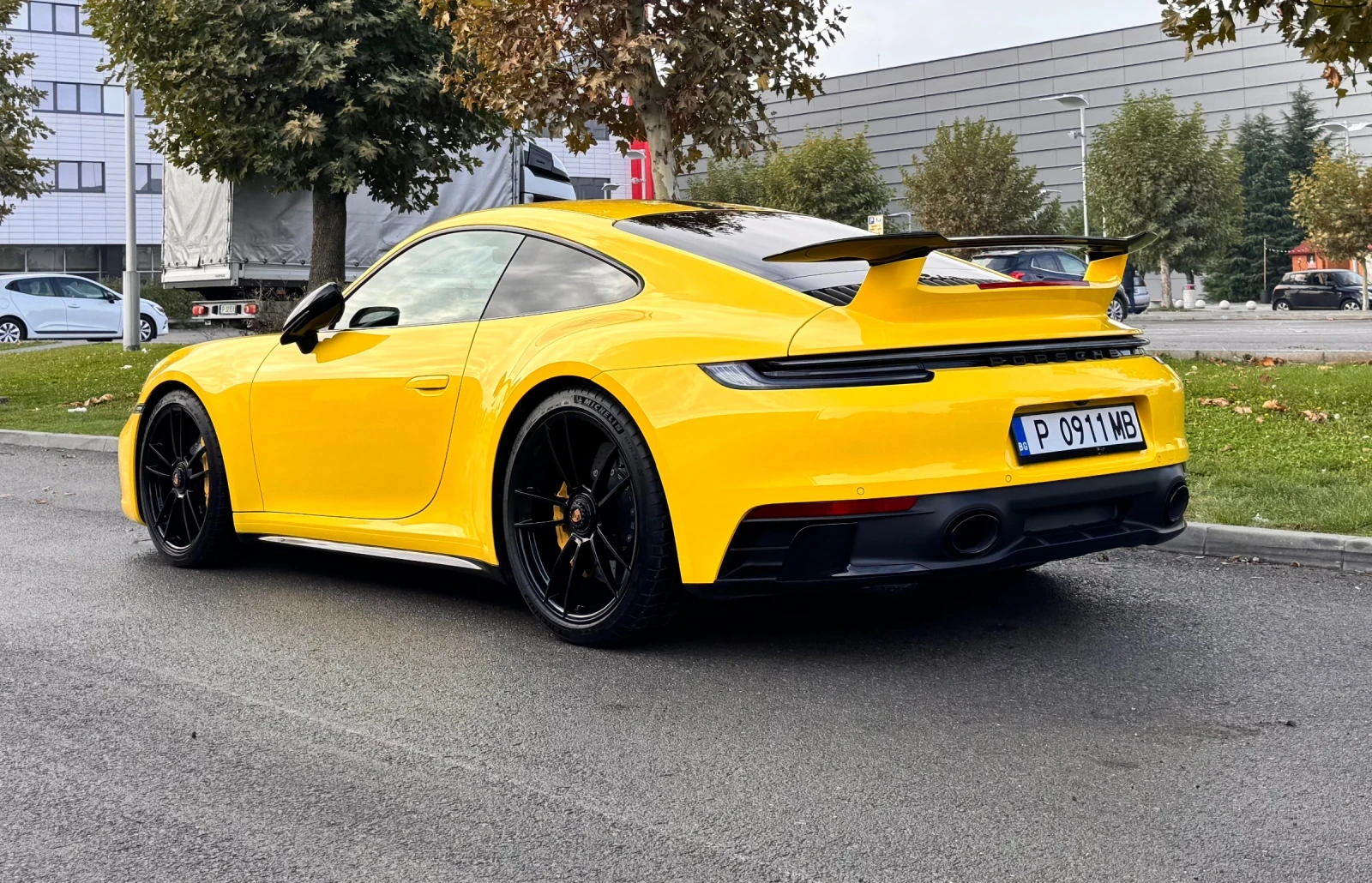 Porsche 911 4 GTS | Mobile.bg � ����������� 1