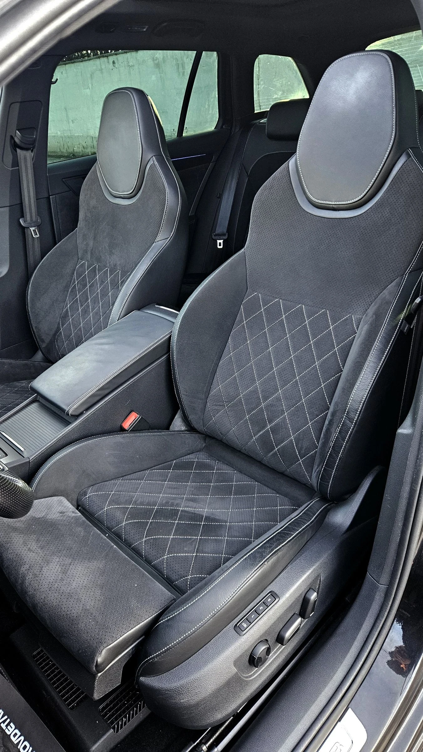 Skoda Superb 200kс, Sport line, VirtualCockpit, Crystal Lightin, снимка 9 - Автомобили и джипове - 53542520