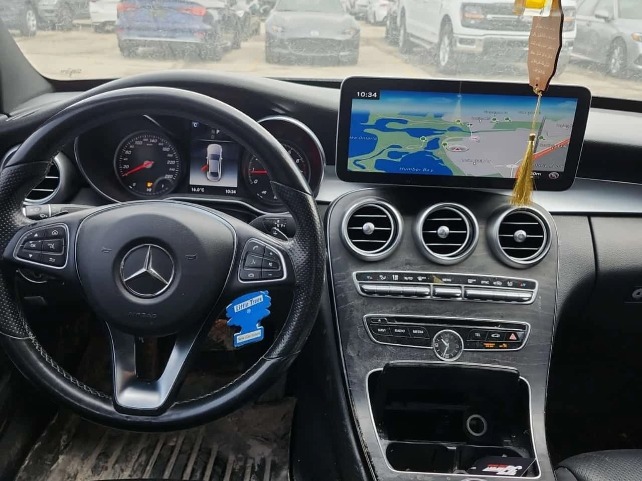 Mercedes-Benz C 300 * CARFAX * МЪРТВА ТОЧКА * ШИБИДАХ * ПОДГРЕВ, снимка 9 - Автомобили и джипове - 54209377