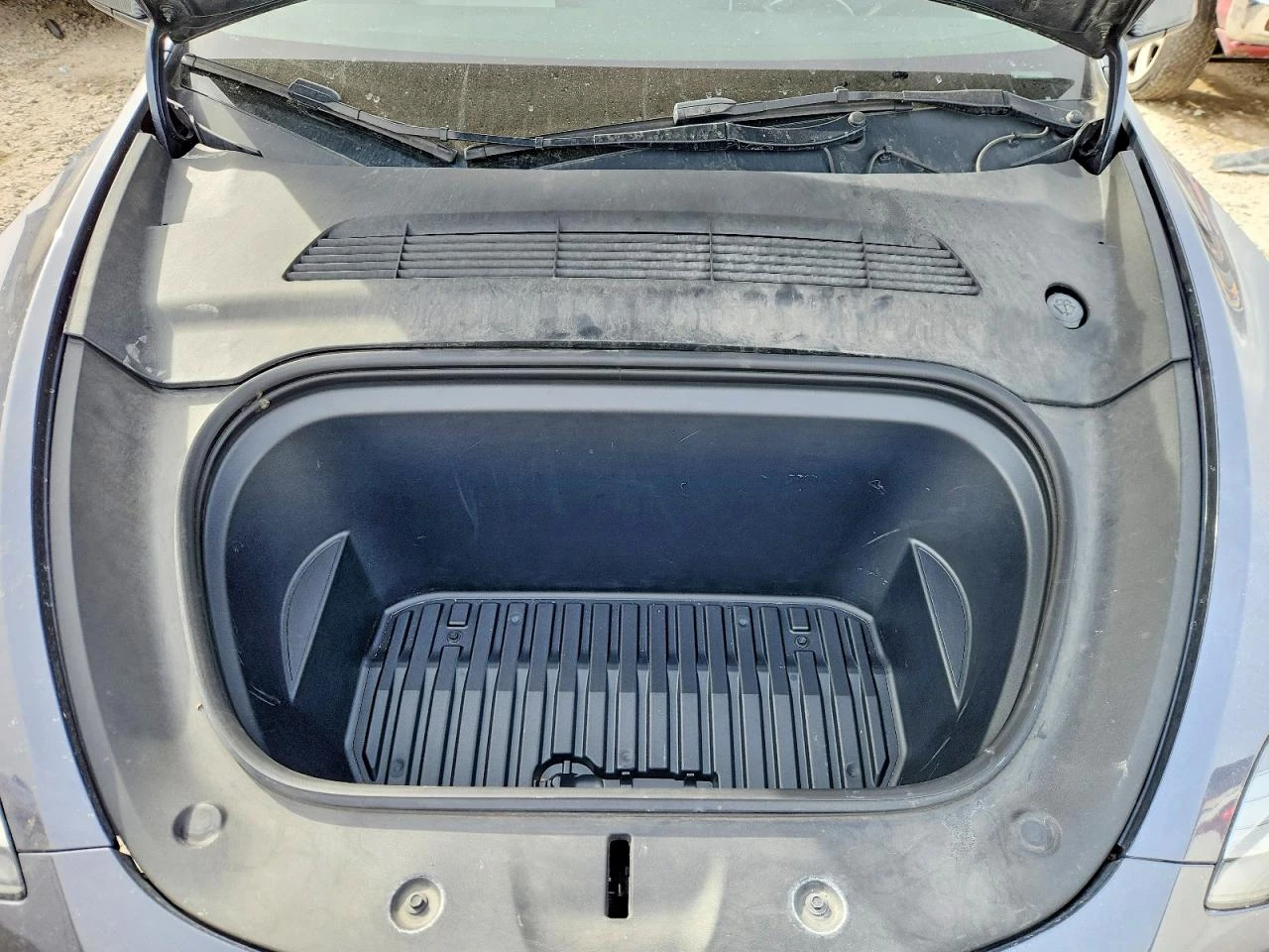 Tesla Model Y Performance AWD, снимка 11 - Автомобили и джипове - 54237212