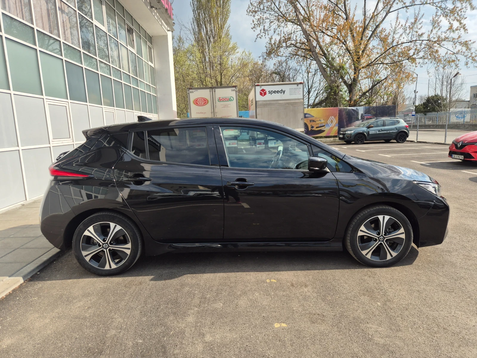 Nissan Leaf  TEKNA* ВСИЧКИ-ВЪЗМОЖНИ-ЕКСТРИ* , снимка 4 - Автомобили и джипове - 54238845