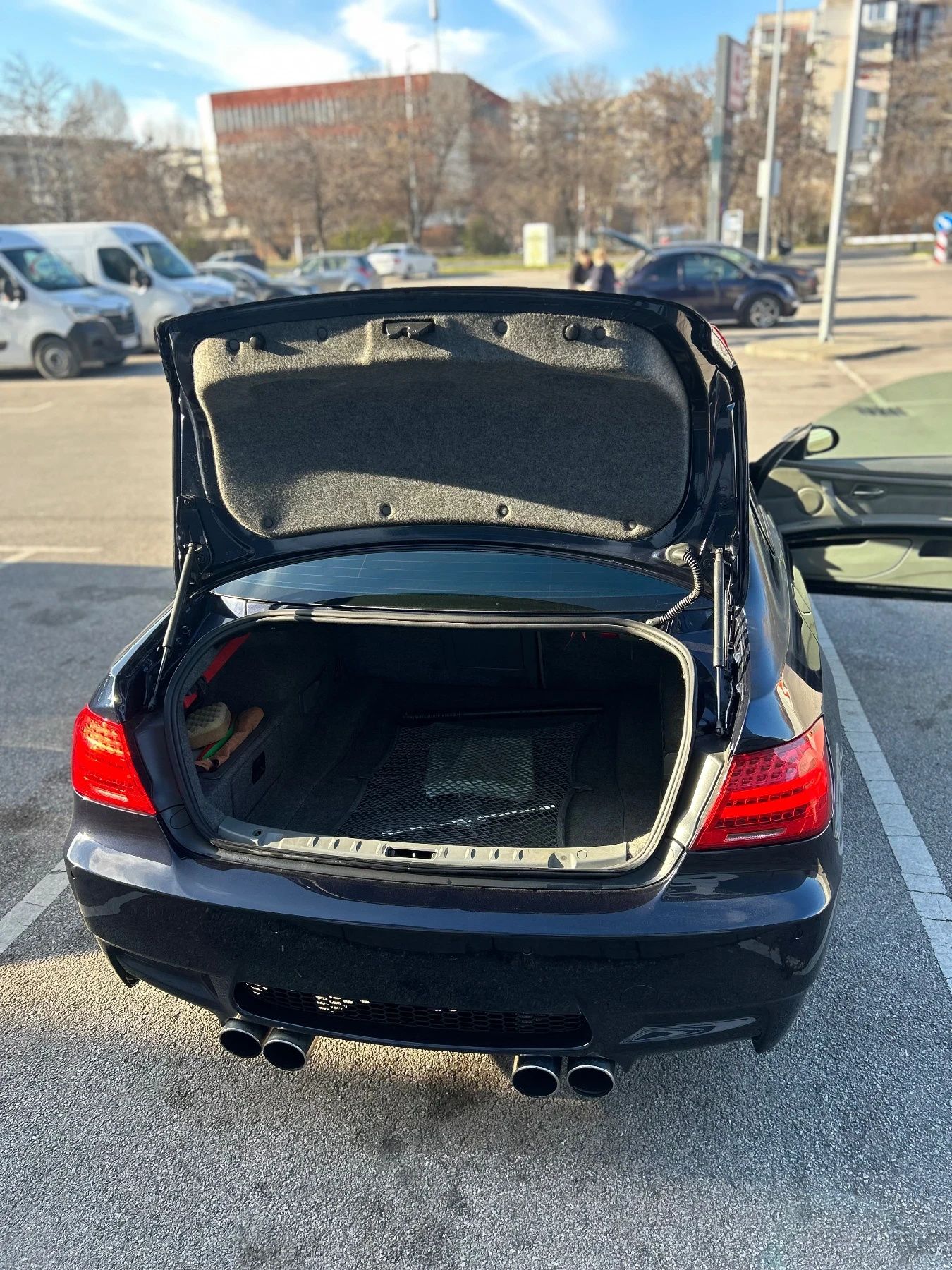 BMW 335, снимка 15 - Автомобили и джипове - 54399940